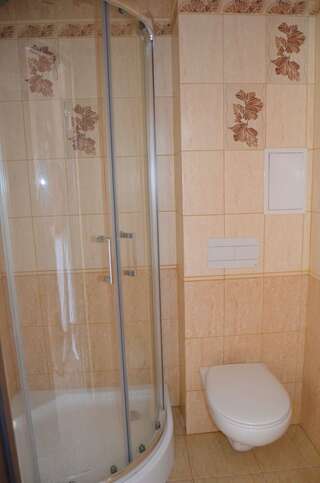 Гостиница Элиза ИНН Зеленоградск Standard Double Or Twin Room - Courtyard View-4